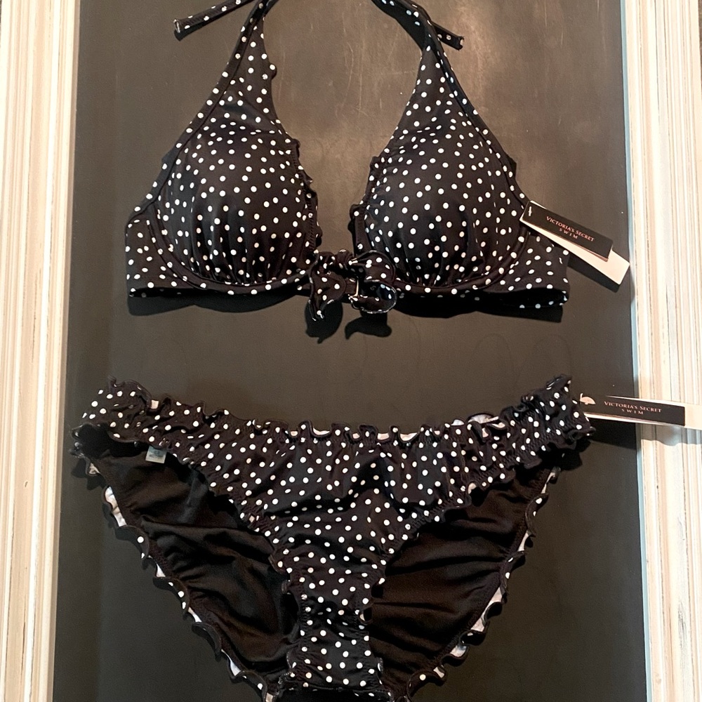Victoria’s Secret bikini new with tags